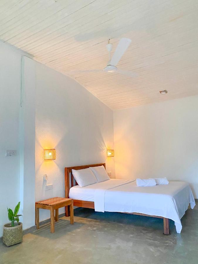Sky Breeze Unawatuna Exterior foto